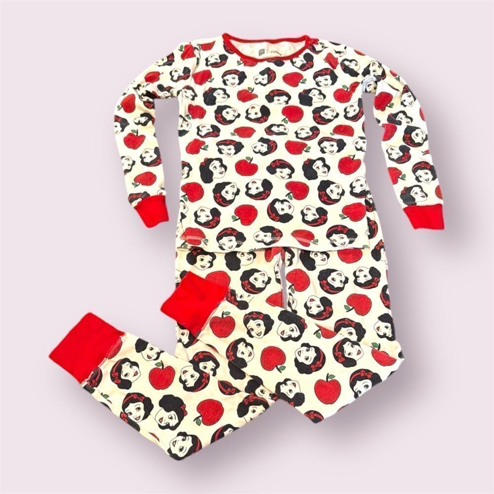 DISNEY X GAP Snow White Apple Pajama Set